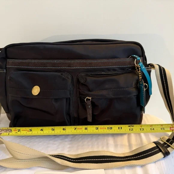 Coach Black Baby Bag with Adjustable Strap and Durable Fabric - Picture 2 of 7